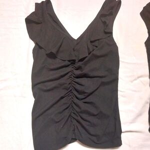 Women's black sleeves top